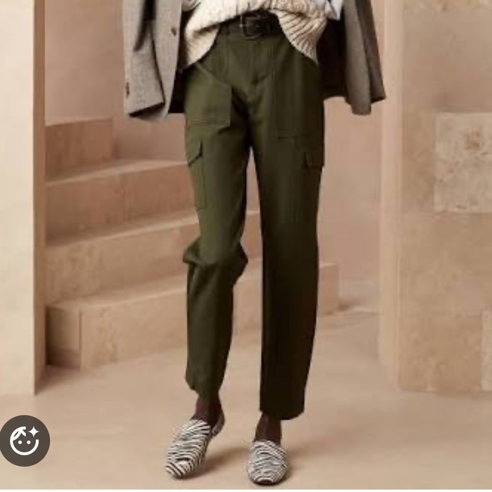 New Banana Republic Women's Olive Slim Refined Cargo Pants